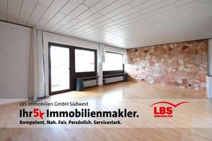 Bezugsfreie 3,5 Zimmer-Wohnung mit Südwest-Loggia in Pforzheim