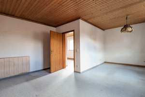 Ein- bis Zweifamilienhaus mit kleinem Garten + Doppelgarage + Nebengebäuden! – Die vollständige Adresse der Immobilie erhältst du vom Anbieter., 91257 Pegnitz – Vorschaubild 16