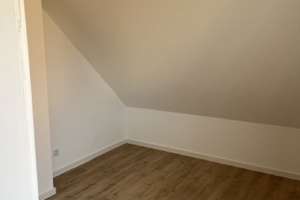 Sonnige 2,5 Zimmer DG-Wohnung in Stöcken – Obentrautstraße 00, 30419 Stöcken, Hannover – Vorschaubild 11