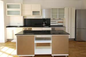 Ruhige Maisonettewohnung mit großer Terrasse in Haidhausen – Die vollständige Adresse der Immobilie erhältst du vom Anbieter., 81675 Haidhausen Nord, München – Vorschaubild 4