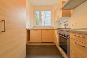 Traumhafte 2-ZKB Gartenwohnung mit Tiefgaragenstellplatz in der Augsburger Innenstadt zu vermieten! – Die vollständige Adresse der Immobilie erhältst du vom Anbieter., 86150 Innenstadt. St. Ulrich-Dom, Augsburg – Vorschaubild 3