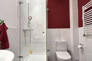 Sehr großzügige Altbau-ETW, 5 Zi., 157 m² Wfl., Balk., 3,80m Deckenh., 2 Bäder,, Lift, Ddf.-Zoo – 40237 Stadtmitte, Düsseldorf – Vorschaubild 15