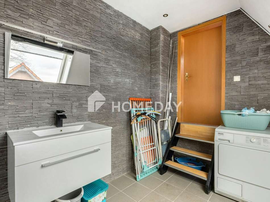 Haus 1 1. OG Badezimmer 2