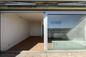 Wunderbarer Wasserblick von der Südwest-Terrasse eines 1-Zimmer-Apartment in den Havelterrassen. – Alt-Pichelsdorf 33A, 13595 Wilhelmstadt, Berlin – Vorschaubild 5