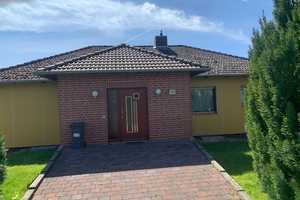 Bungalow mit wenigen Nachbarn und Blick in die Natur! – Holzminden (Kreis) – Vorschaubild 1