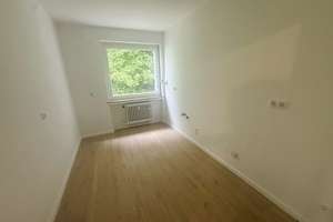 SONDERBESICHTIGUNG am 17.05.2026 von 12:00-13:00 Uhr - Modernisierte Mietwohnung mit Sonnenbalkon
 – Nümmener Straße 66, 42653 Gräfrath, Solingen – Vorschaubild 6
