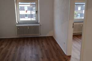 Kernsanierte - Schöne, geräumige zwei Zimmer Wohnung in Duisburg, Neudorf-Süd – Koloniestr. 191, 47057 Neudorf-Süd, Duisburg – Vorschaubild 3