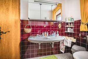 Attraktives Einfamilienhaus im Bungalowstil
mit sonnigem Grundstück und Garage – Die vollständige Adresse der Immobilie erhältst du vom Anbieter., 52076 Walheim, Aachen – Vorschaubild 9