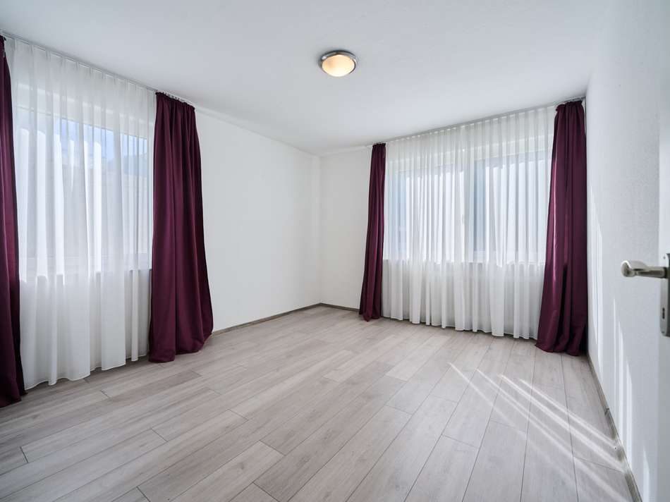 EG Büro/Kind