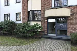 Wohnen im Grünen – attraktive 3-Zimmer-Erdgeschosswohnung mit Terrasse und eigenem Garten