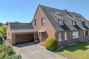 DHH mit großem Süd-West-Grundstück und Doppelgarage in gewachsener zentraler Lage in Hüls – Die vollständige Adresse der Immobilie erhältst du vom Anbieter., 47839 Hüls, Krefeld – Vorschaubild 2