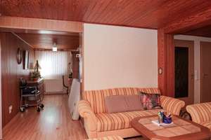 Doppelhaushälfte 180qm Wohnfläche auf drei Ebenen mit 6 Zimmer, 3 Bädern und Scheune & Garten – Die vollständige Adresse der Immobilie erhältst du vom Anbieter., 38259 Ringelheim, Salzgitter – Vorschaubild 9