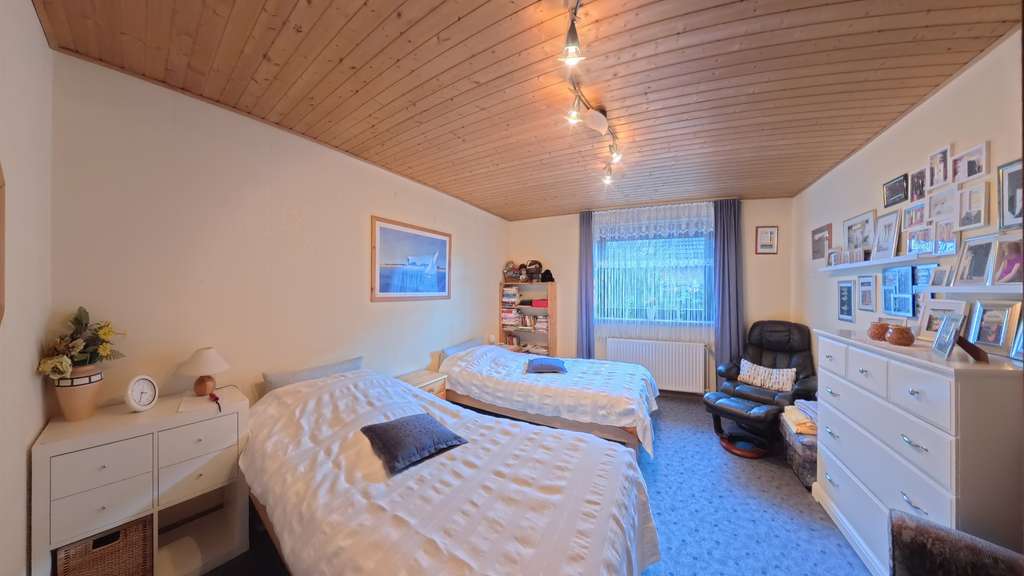 Immobilie in Brietlingen - Großes Einfamilienhaus (220 m²) in Brietlingen- Ideal für Familien - Bild 4