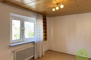 ** EIN-familienhaus Traum ** 5 Zimmer ** ca. 311 qm Grundstück ** Garten mit altem Baumbestand ** – Marloffsteiner Straße 82, 90411 Nürnberg – Vorschaubild 34