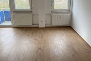 Schöne, sanierte, 1 ZKD mit neuer EBK, Balkon in Mannheim/Rheinau, 40qm , € 525,- + NK/HZ – Die vollständige Adresse der Immobilie erhältst du vom Anbieter., 68219 Rheinau, Mannheim – Vorschaubild 7