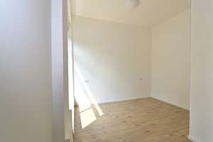 Charmante 3 ZKB-Altbauwohnung mit EBK - Augsburg Nähe Kahnfahrt; auch für 2er WG – Brückenstraße 11, 86153 Bleich und Pfärrle, Augsburg – Vorschaubild 3