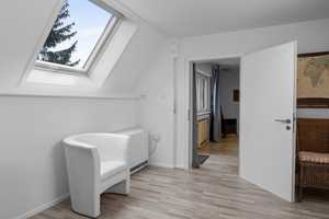 Großes Zweifamilienhaus mit Einliegerwohnung, Garagen, Hof und Garten in 79211 Denzlingen – Emmendingen (Kreis) – Vorschaubild 33