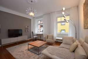 Wunderschöne möblierte Wohnoase mit Balkon im Pantaleonsviertel – Die vollständige Adresse der Immobilie erhältst du vom Anbieter., 50676 Altstadt/Süd, Köln – Vorschaubild 2