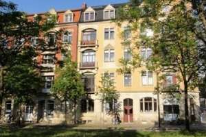 Schöne 2-Zimmer Wohnung mit Weitblick mitten in begehrter Neustadt-Lage