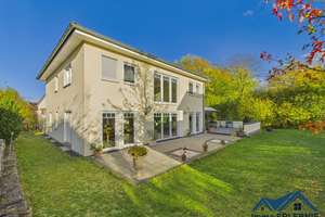 DAS will ich - WOW! High-End-Villa in Bad Boll – 319 m² Luxus, Galerie, Kamin & Garten zum Verlieben – Die vollständige Adresse der Immobilie erhältst du vom Anbieter., 73087 Bad Boll – Vorschaubild 2