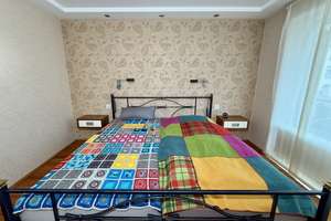 Großzügiges Wohnerlebnis: Design-Küche, Echtholzparkett & zwei Balkone – Moerser Str. 20, 47798 Cracau, Krefeld – Vorschaubild 15