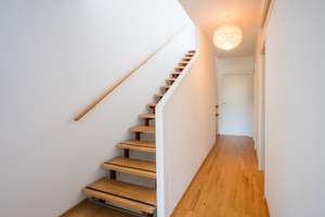 Familienfreundliches Reihenmittelhaus || schöner Garten || Carport || Einbauküche – Die vollständige Adresse der Immobilie erhältst du vom Anbieter., 50859 Widdersdorf, Köln – Vorschaubild 5