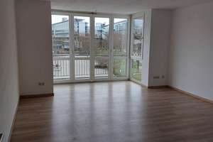 Tolle 2-Zimmer-Wohnung mit neuer Einbauküche, renov. Bad und Fußbodenheizung – 86154 Oberhausen-Nord, Augsburg – Vorschaubild 6
