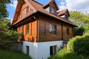 Ihr Traumhaus im Grünen – Massivholzhaus mit Kamin und großzügigem Garten – Düren (Kreis) – Vorschaubild 1