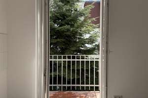 Frisch sanierte 2-Zimmer-Wohnung mit Balkon ab August zu vermieten