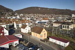 Wohnen mit Komfort: Garten, Terrasse und zwei Garagen – Die vollständige Adresse der Immobilie erhältst du vom Anbieter., 72458 Albstadt – Vorschaubild 25