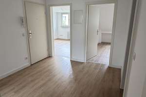  Lichtdurchflutete, sehr zentral gelegene 3-Zi.-DG-Wohnung in Düsseldorf-Zooviertel von privat – Die vollständige Adresse der Immobilie erhältst du vom Anbieter., 40239 Düsseltal, Düsseldorf – Vorschaubild 16