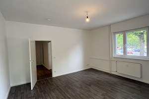 Schöne Wohnung in Spandau mit Garten und Carport! – Weissenburgerstrasse 31, 13595 Wilhelmstadt, Berlin – Vorschaubild 6