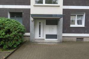 Lichtdurchflutete 3 Zimmer Wohnung mit Loggia, weißem Bad und Einbauküche im 4. OG in Bochum-Höntrop – Carl-Bosch-Straße 16, 44869 Höntrop, Bochum – Vorschaubild 2