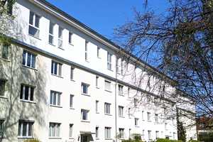 Bezugsfrei, mit Blick ins ruhige Grüne – Berlin – Vorschaubild 11