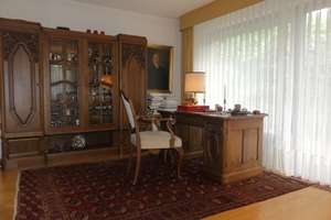 ***Gepflegtes Wohnhaus mit einem großen und schön eingewachsenem Grundstück direkt in Erbach*** – Die vollständige Adresse der Immobilie erhältst du vom Anbieter., 64711 Erbach – Vorschaubild 4