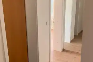 Erstbezug nach Sanierung: Exklusive 2-Zimmer-Wohnung in Wiesbaden – Holzstraße 11a, 65197 Wiesbaden – Vorschaubild 2