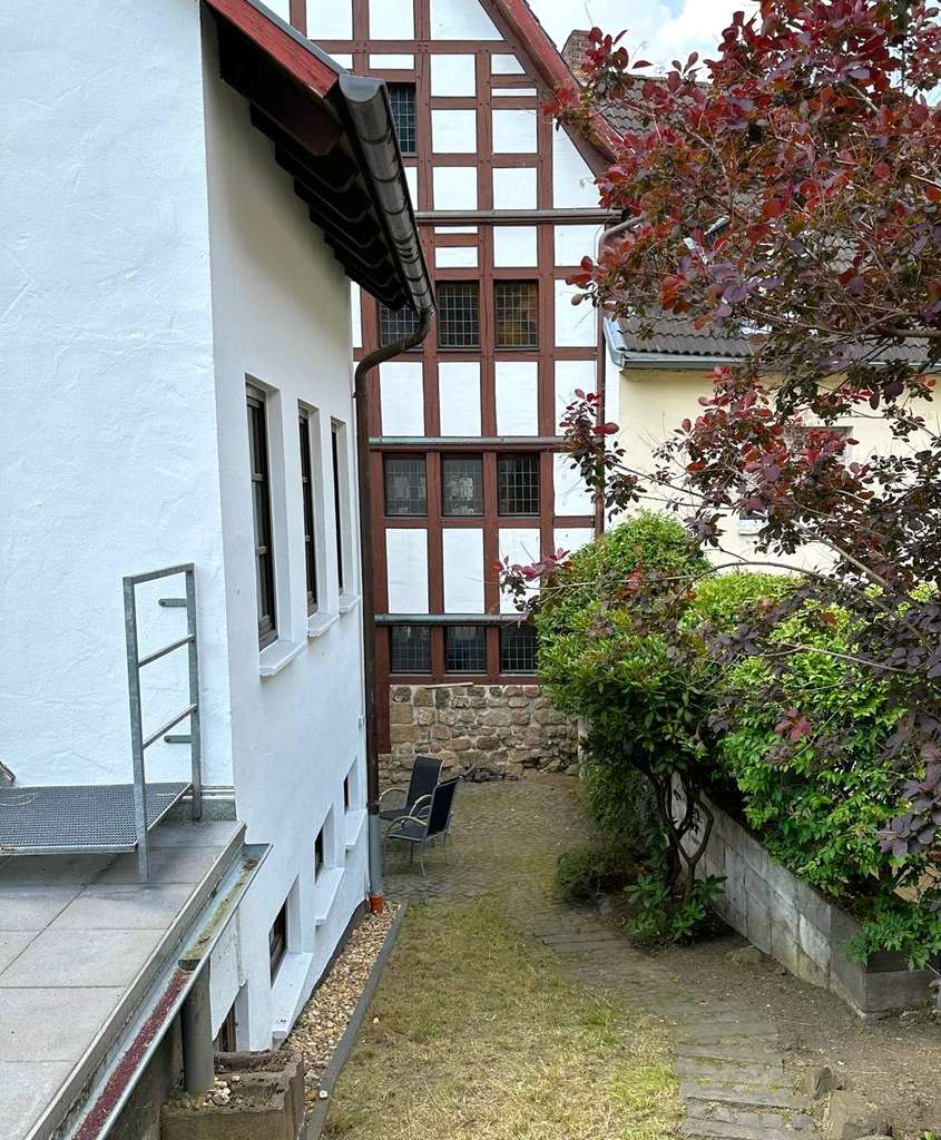 Generationenhaus-Duo mit Hofgarten im Zentrum - 400 m² - Exklusives Wohnen in historischen Mauern