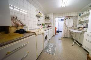 Einzigartiges Wohnhaus mit zwei Gewerbeeinheiten in Köln-Bilderstöckchen – Die vollständige Adresse der Immobilie erhältst du vom Anbieter., 50739 Bilderstöckchen, Köln – Vorschaubild 34