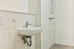 2 MONATE MIETFREI* Neubau Hannover KRONSRODE: Einbauküche, Loggia, Fußbodenheizung, Keller, Lift, TG – Kattenbrookstrift 75, 30539 Bemerode, Hannover – Vorschaubild 4