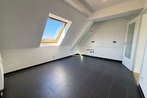 *Schöner Balkon*Charmante Dachgeschosswohnung in grüner Lage* – Hansemannstr. 9, 45357 Gerschede, Essen – Vorschaubild 5