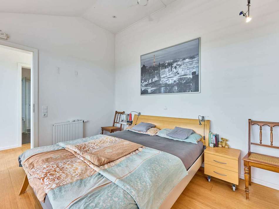Schlafzimmer DG