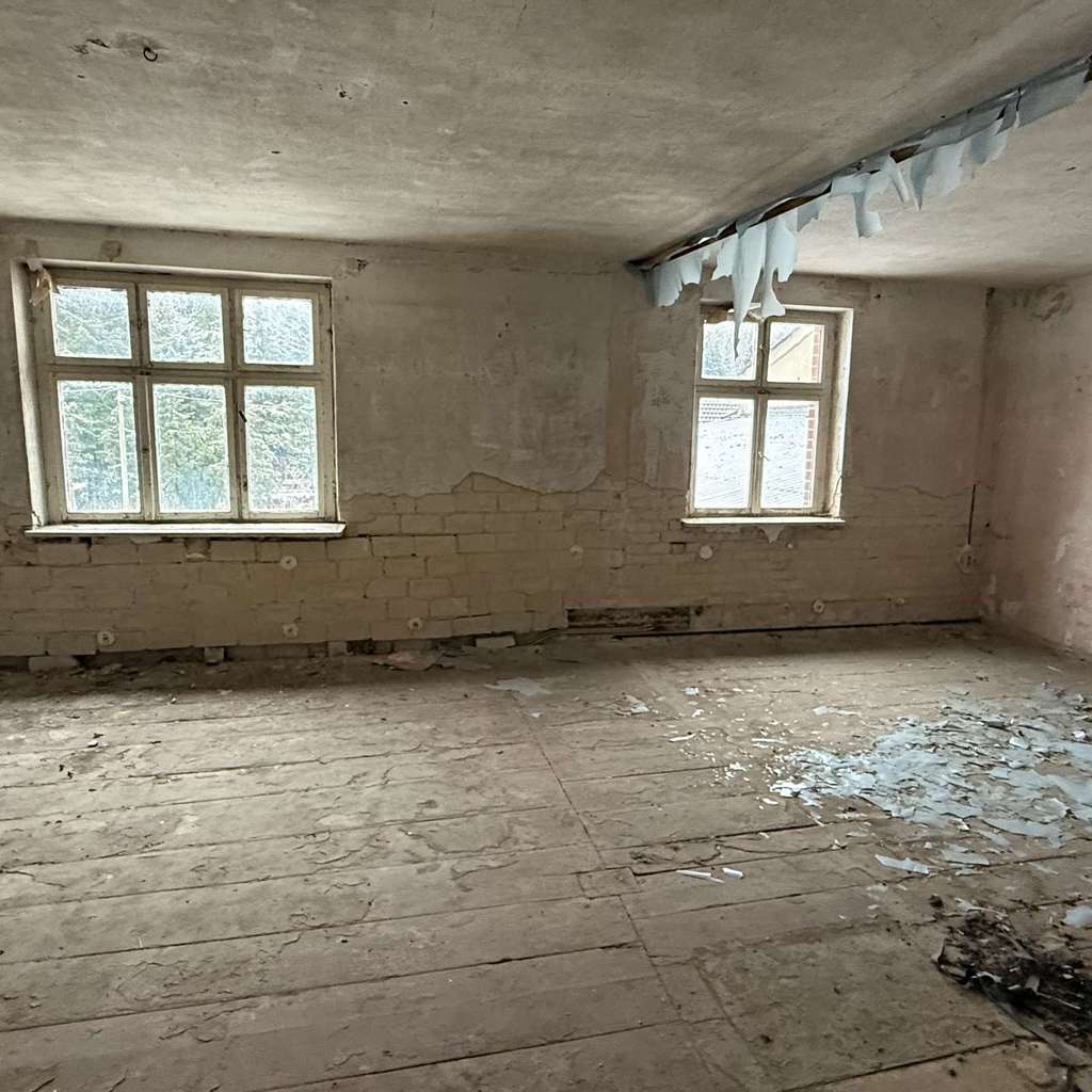 Immobilie in Rauen - Sanierungsbedürftiges Haus mit Potenzialgrundstück - Bild 4