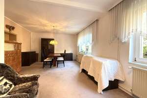 Familienidyll in ruhiger 
Top-Lage von Friedersdorf 
6 Zimmer und 2 Bäder 
auf ca. 131 m² Wohnflä – Sandbergweg 10, 6774 Friedersdorf – Vorschaubild 18