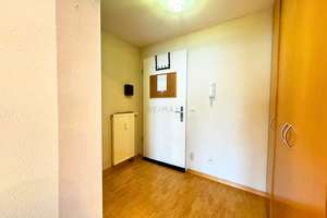 Möblierte Zwei Zimmer Wohnung mit Balkon und Stellplatz – Die vollständige Adresse der Immobilie erhältst du vom Anbieter., 70372 Cannstatt-Mitte, Stuttgart – Vorschaubild 3