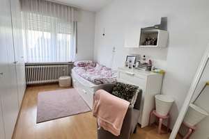 Großzügiges Mehrfamilienhaus mit drei Wohneinheiten und Entwicklungspotenzial in gefragter Lage! – Die vollständige Adresse der Immobilie erhältst du vom Anbieter., 33739 Jöllenbeck, Bielefeld – Vorschaubild 8