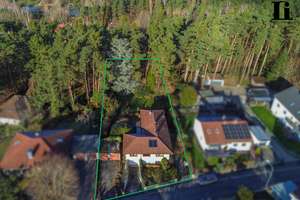 Wohnen am Waldrand bei Erlangen – Bungalow auf außergewöhnlichem Grundstück