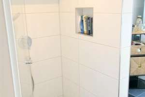 Wohnen in unverbaubarer Aussichtslage – 4 Zi.-DG-Wohnung mit Garage ! – Die vollständige Adresse der Immobilie erhältst du vom Anbieter., 72770 Ohmenhausen, Reutlingen – Vorschaubild 48