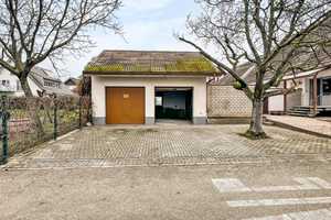 “Zweifamilienhaus mit Garten und Doppelgarage – Vielseitig nutzbar in ruhiger Lage” – Emmendingen (Kreis) – Vorschaubild 25