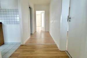 Gablenz - barrierefreie 3 Zimmer mit Balkon & Aufzug – Clausstraße 47, 9126 Gablenz, Chemnitz – Vorschaubild 5