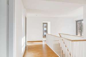 Lichtdurchflutete Maisonette-Wohnung mit 2 Sonnenterrassen im Viktoria Quartier – Methfesselstraße 38A, 10965 Kreuzberg, Berlin – Vorschaubild 9